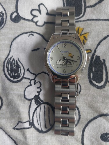 Stainless steel quartz snoopy - stainless,