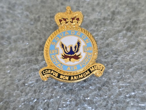 Enamel pin badge - pin, air