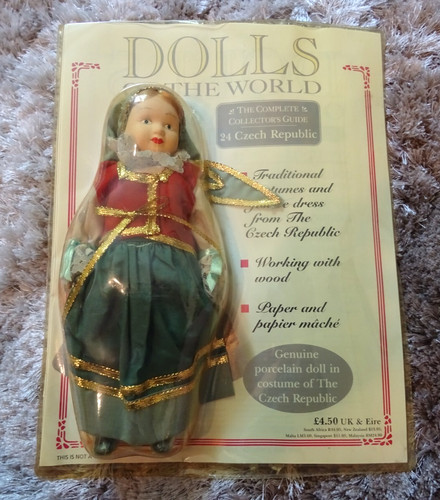 Porcelain dolls the world - porcelain, of