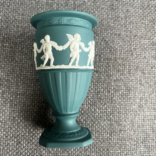 Wedgewood stemmed vase spruce - stemmed,