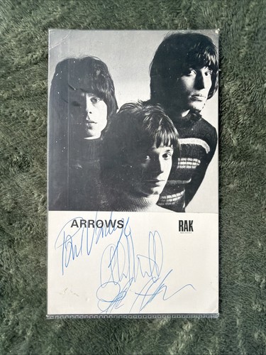 Arrows band signed 1970s - signed, promo