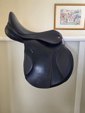 171/2' Kent and Masters Saddle black 