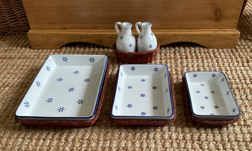 Vintage white blue floral - 3x,