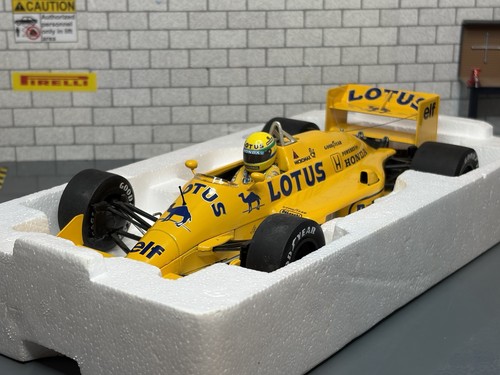 Rare minichamps f1 - 1:18,