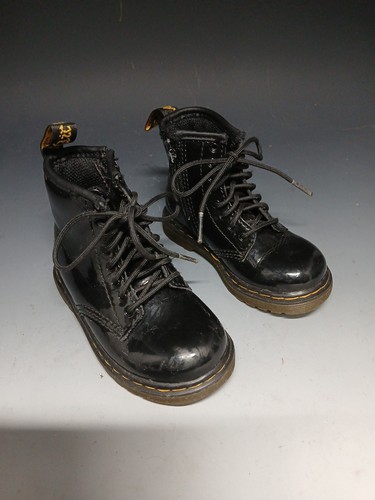 Cute infant childs black - infant,