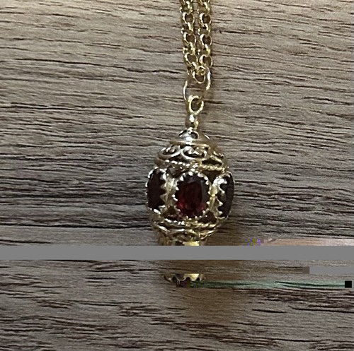9ct gold garnet - 9ct,