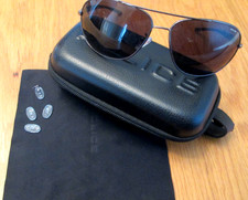 POLICE SUNGLASSES WITH HARD CASE (defect)