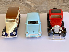 ZE29:  VINTAGE MCTOYS TRABANT SS 4725,  WOODEY & FORD COUPE DIECAST METAL CARS