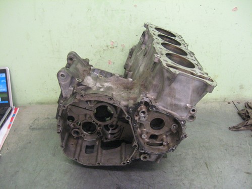 Suzuki gsxr 750k2 crankcases - ,