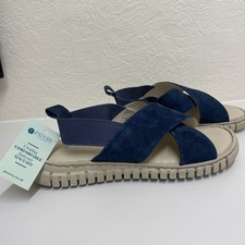 Pavers Size 6 BNWT Navy Blue