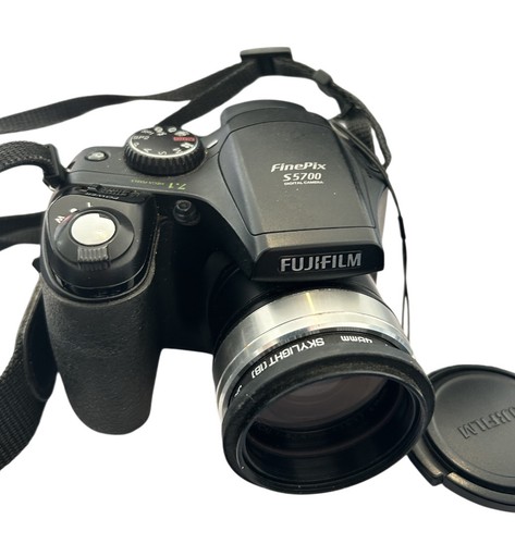 Fujifilm finepix s5700 - finepix,