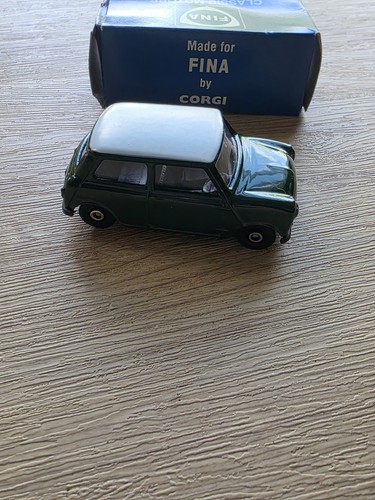 Die cast scale corgi - scale,