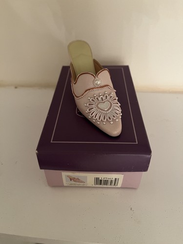 Just the right shoe raine - shoe,