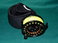 Snowbee Onyx #5/7 large arbor fly reel, line and case