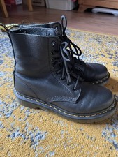 Doc Martens 1460 8 Hole Soft