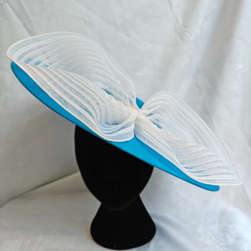 Turquoise white bow 40cm wide - white,