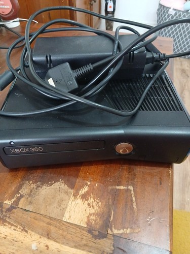 Xbox 360 console - 360, bundle