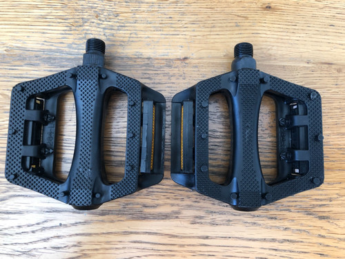 Raleigh chopper mk3 - pedals, off