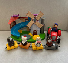 Hasbro Weebles Weebledown Farm