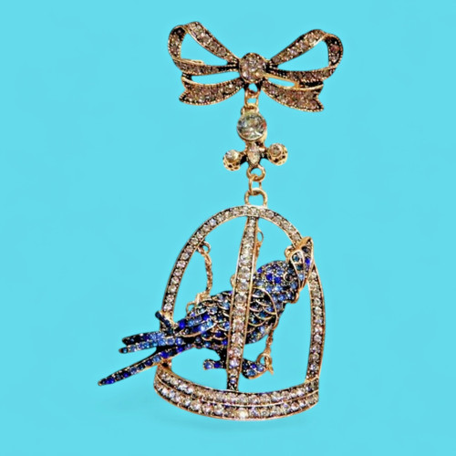 Oversized blue crystal - oversized,