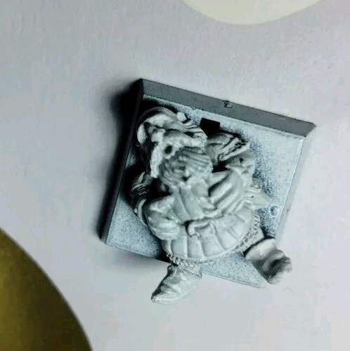 Dwarf adventurer wounded - dwarf,
