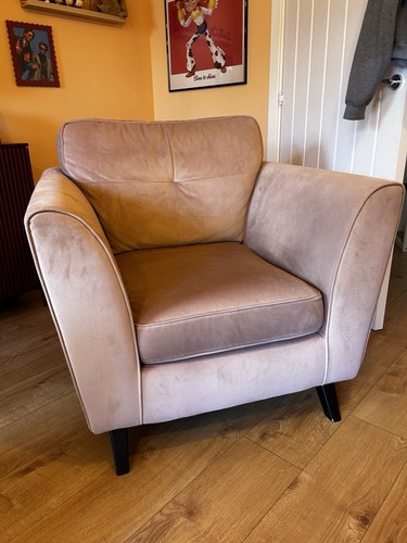 Large armchair snuggle chair - armchair/snuggle,