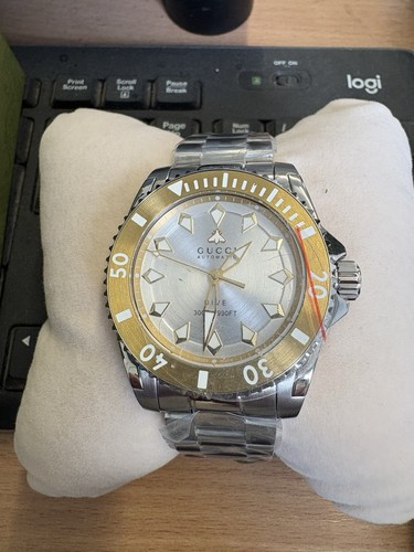 Gucci diving watch boxed - gucci,