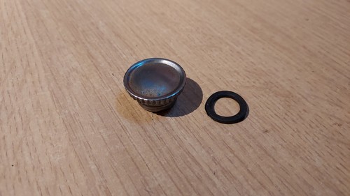 Small fuel filler cap paraffin - small,