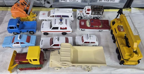Dinky corgi cars box - /,