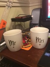 MR & MRS WHITE COUPLES  MUGS