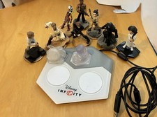 Disney Infinity 1.0 Star War Pack Xbox 360 base Inc 8 figures