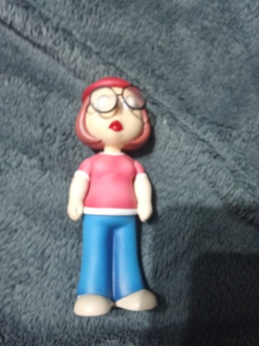 Mezco toyz family guy - mezco, 2