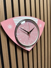 Mid Century Modern Trianguloid