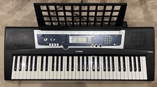 Yamaha YPT-210 Keyboard