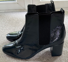 FAB M & S INSOLIA DARK GREEN PATENT LEATHER PULL ON HEELED BOOTS - SIZE 8 WIDE!!