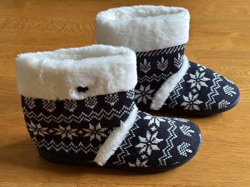 Navy and white slipper - and, boots
