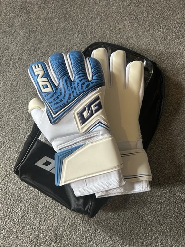 One nxt adv - adv, goalkeeper