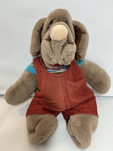 Vintage wrinkles dog hand - vintage,
