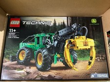 LEGO Technic 42157 John Deere