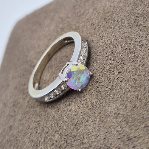 9ct white gold - white, mercury