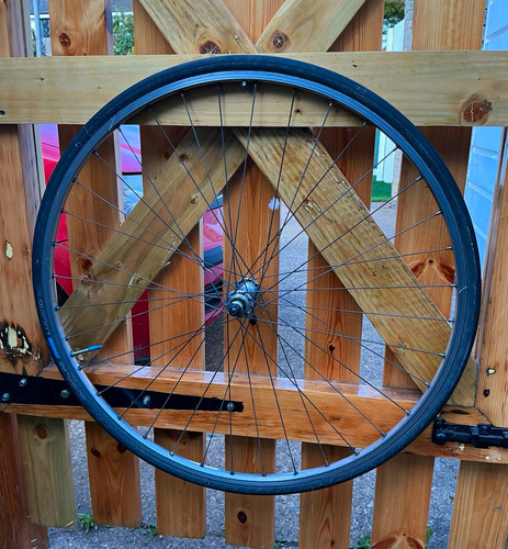 Schwalbe lugano 700c rear - 700c, road