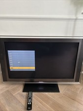1 x Sony 40" Full HD LCD