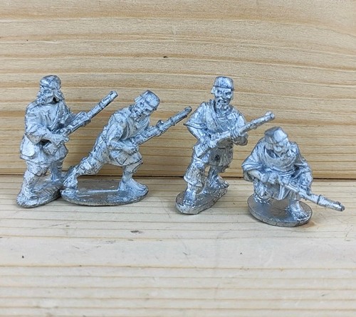 Vintage fantasy army minatures - fantasy,