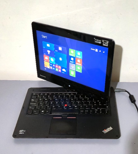 Lenovo 2 in 1 - 12.5",