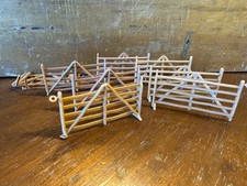 Britains Toy Farm Yard Fencing Plastic 