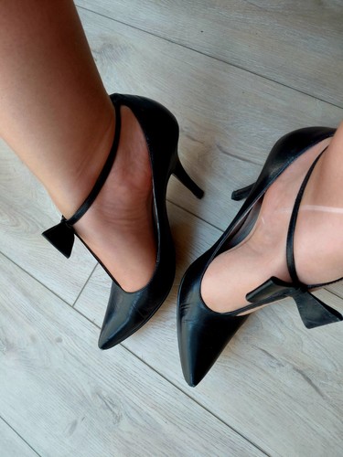 Worn office black - pointed, toe