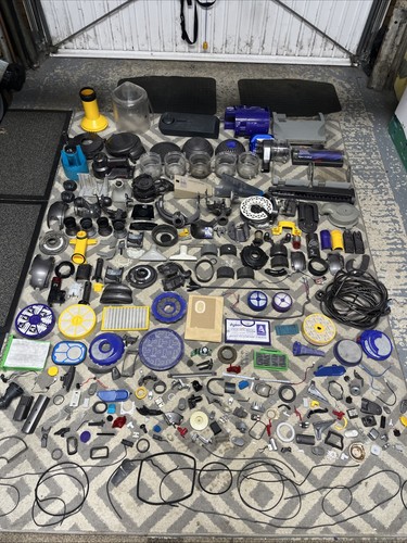 Huge bulk lot dyson - huge,