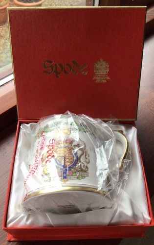Royal silver jubilee - silver, new