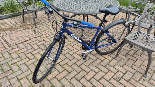 Giant escape hybrid bike - giant,