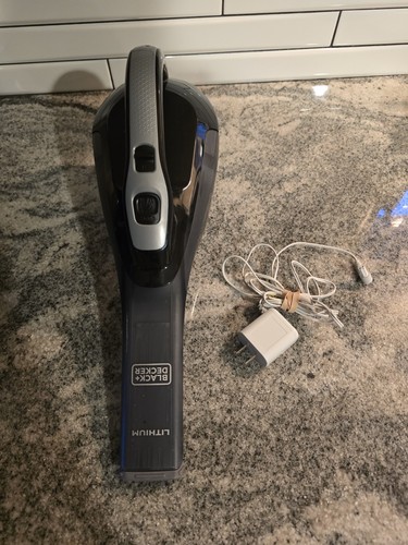 Black decker dustbuster - ,